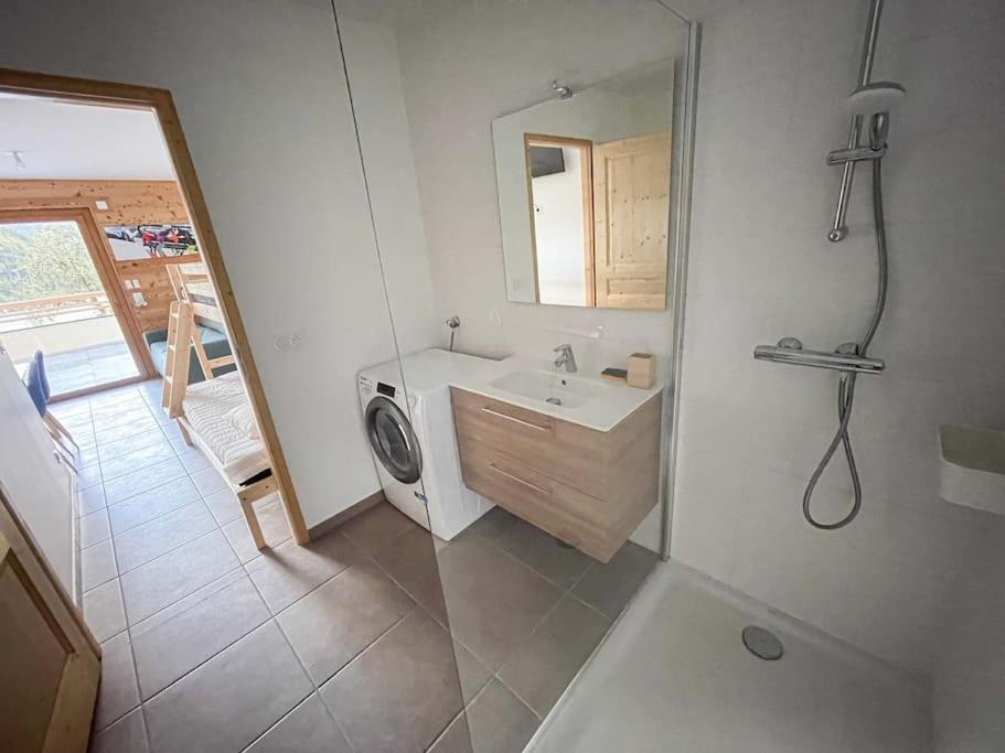 Dans Residence Neuve Le Snow Roc Sur Les Pistes, Grand Studio Cosy 5 Pers Avec Terrasse Panoramique, Sauna, Wifi Saint-Jean-dʼAulps Exterior foto